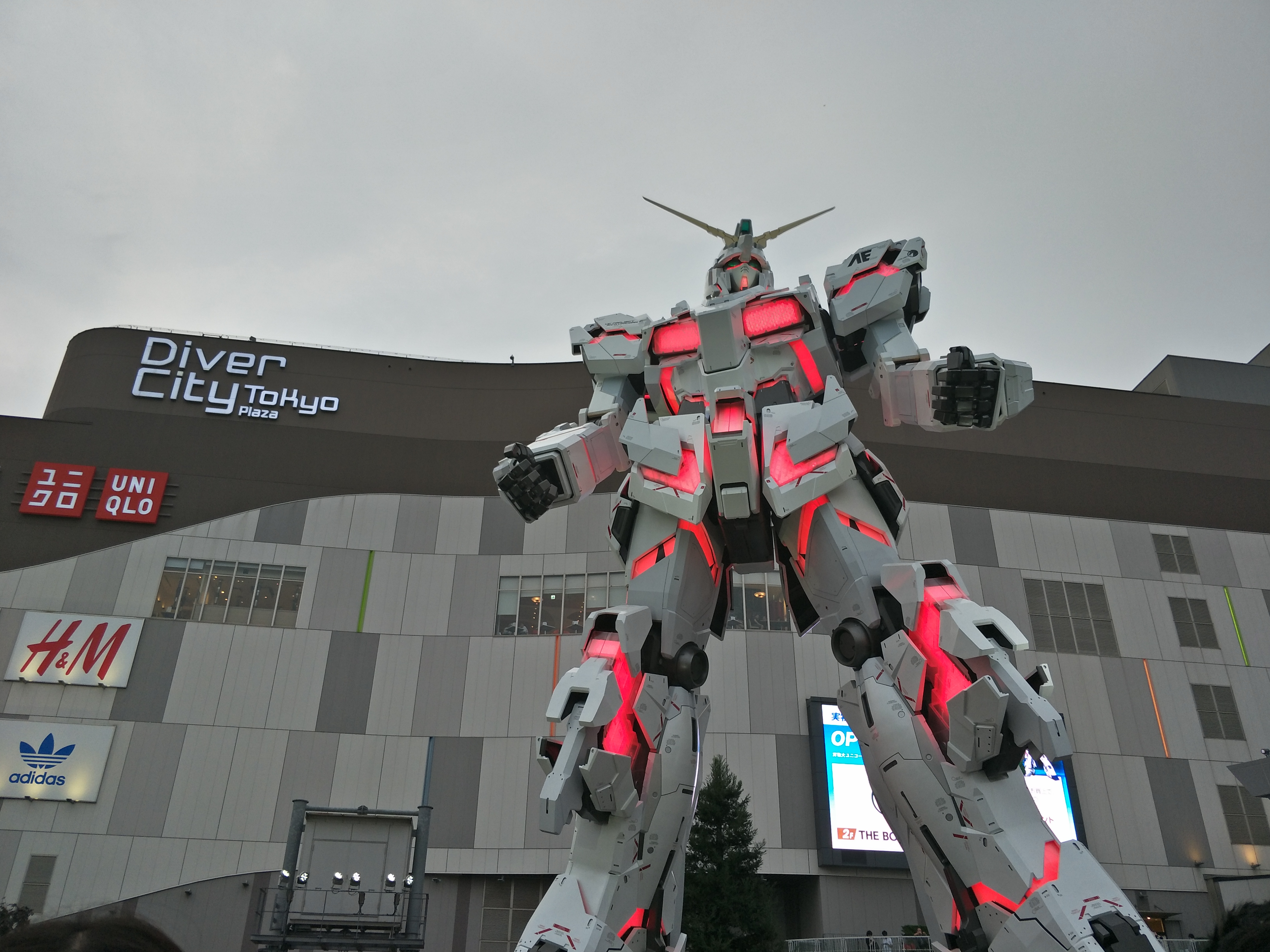 odaiba gundam unicorn